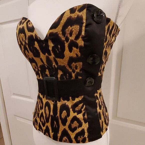 Women's top  - Picture 2 of 8